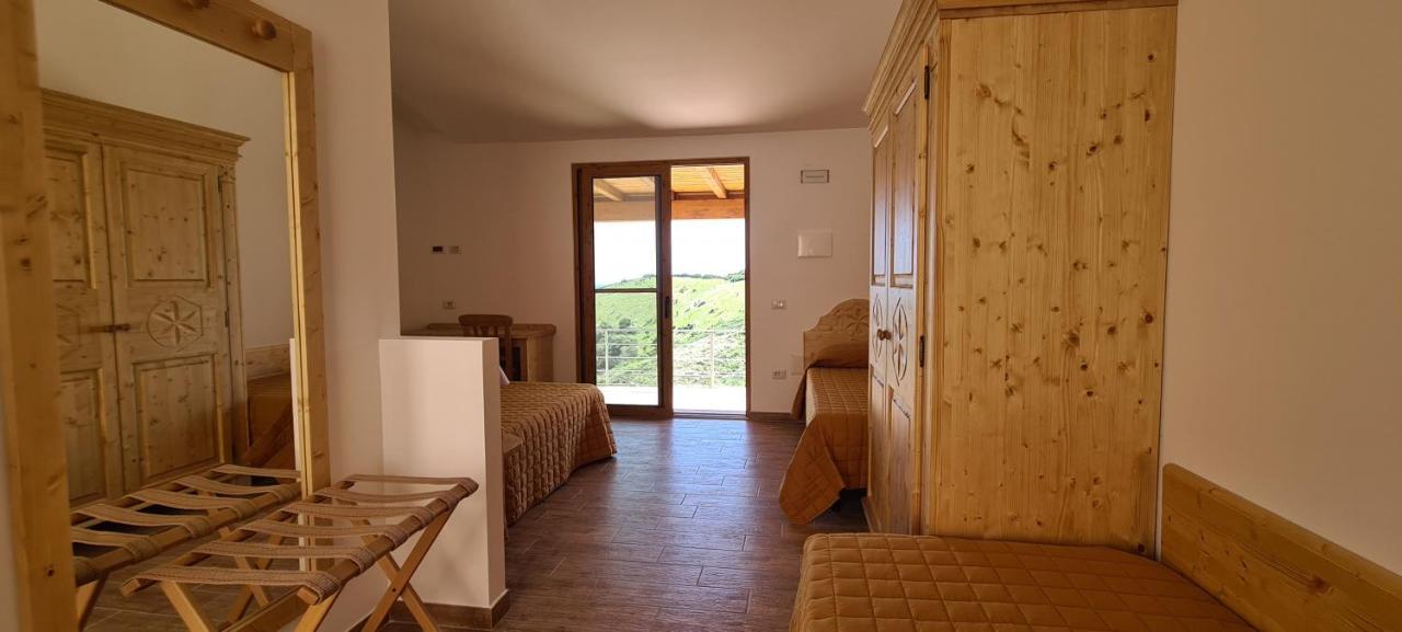 Azienda Agrituristica La Janna Di La Faj Budoni Extérieur photo