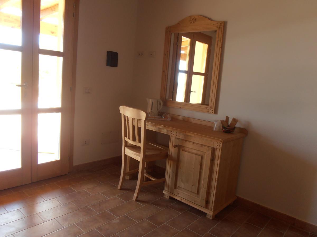 Azienda Agrituristica La Janna Di La Faj Budoni Extérieur photo
