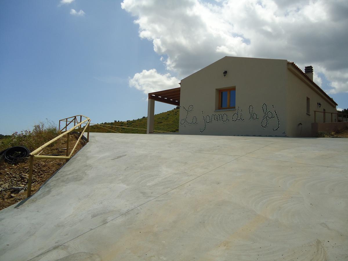 Azienda Agrituristica La Janna Di La Faj Budoni Extérieur photo