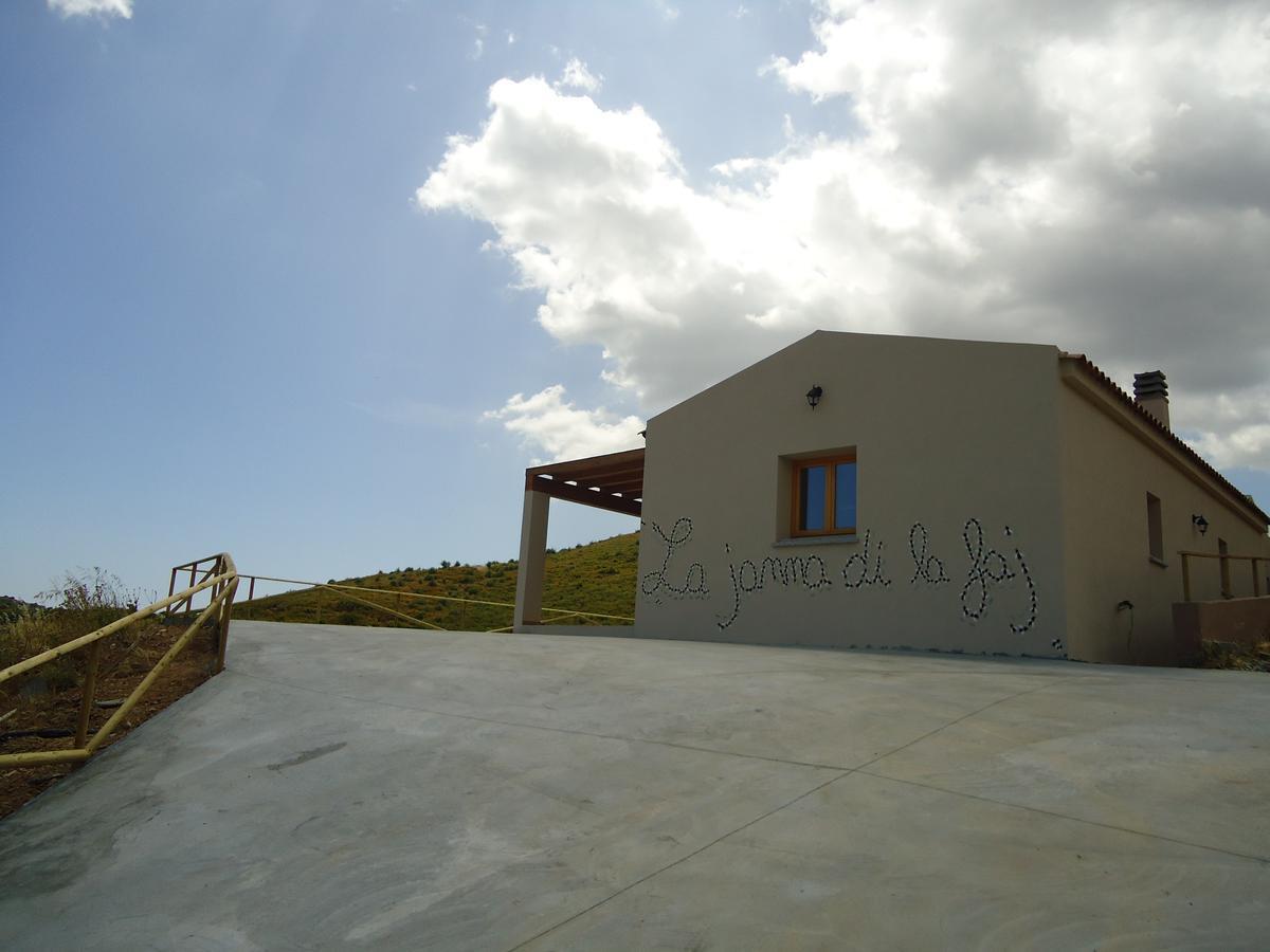 Azienda Agrituristica La Janna Di La Faj Budoni Extérieur photo