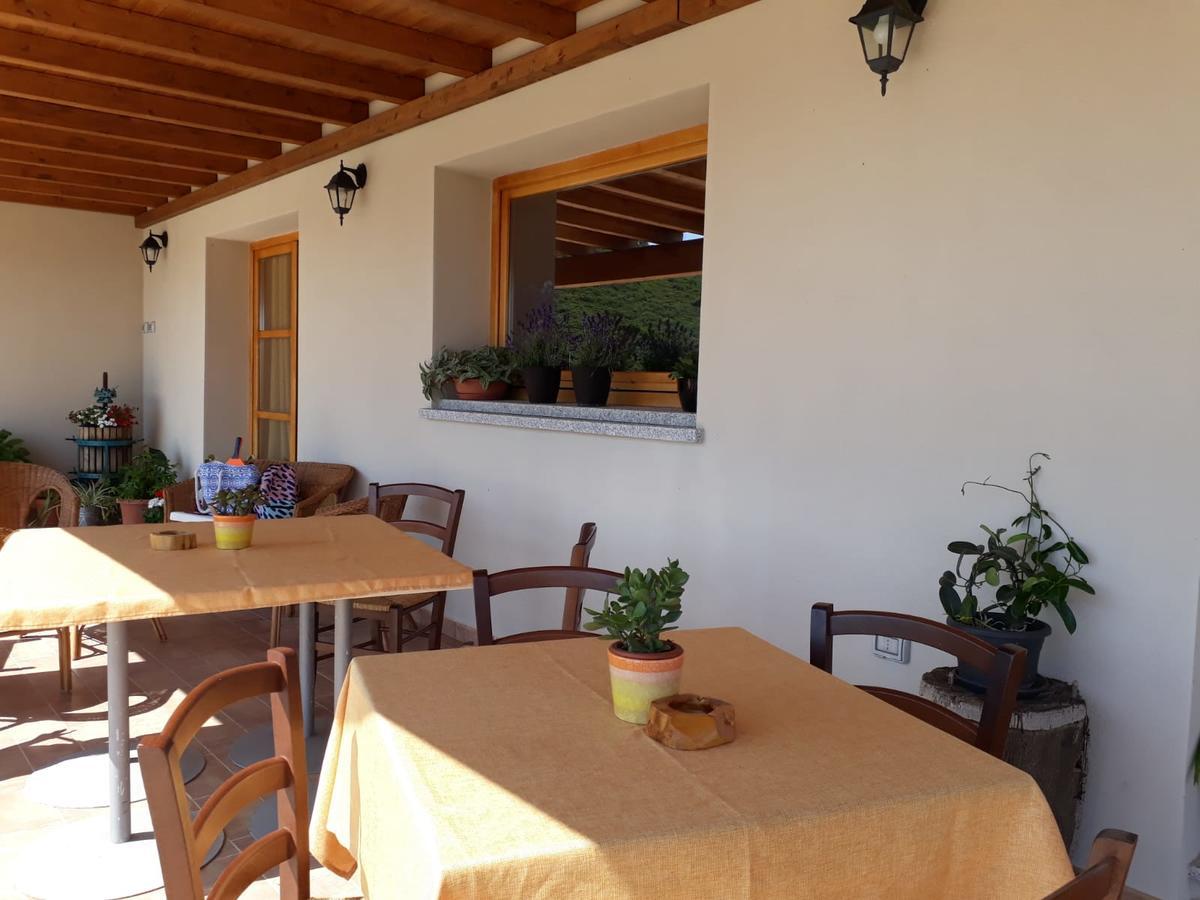 Azienda Agrituristica La Janna Di La Faj Budoni Extérieur photo